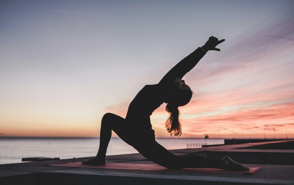 Morning rituals for confidence — stretching to boost energy and mental clarity